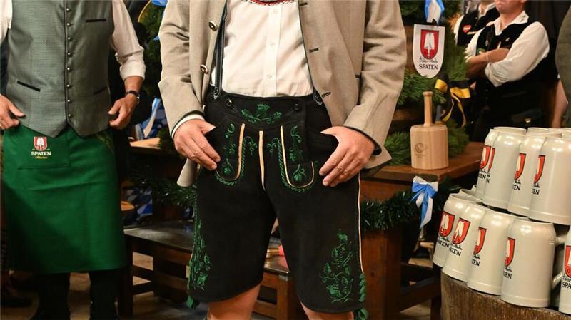 Söder lobt in Lederhose: Wiesn „einfach besser“ als Berlin Zum ersten Mal in Lederhosen: Bayerns Ministerpräsident Markus Söder (CSU).