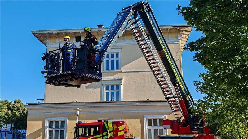 Riss im Mauerwerk im Bahnhof Ratzeburg: Züge fahren wieder Zunächst steht im Bahnhof Ratzeburg nur Gleis zwei zur Verfügung.