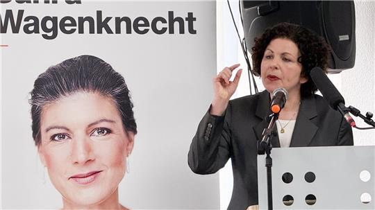 Zur Absenkung der hohen Sprit- und Energiepreise fordert die BSW-Bundesvorsitzende Amira Mohamed Ali die Rückkehr zu russischem Öl und Gas.