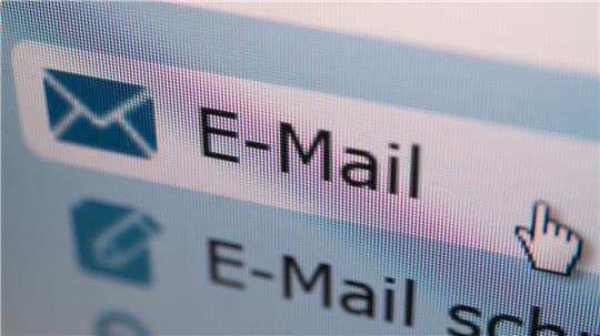 Zur Kontrolle: Manchmal möchten Arbeitgeber die geschäftlichen Mails der Angestellten mitlesen.