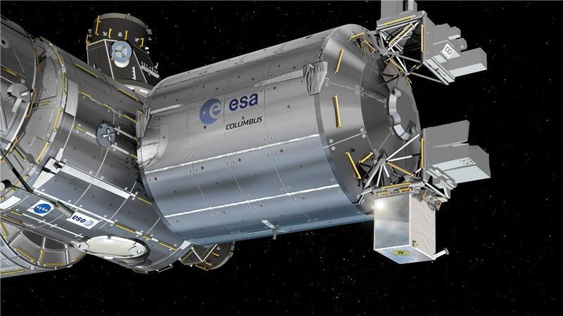 Europa will mit Uhren im All Einstein-These testen Zwei Atomuhren im All sollen dabei helfen, mehr über das Verhältnis von Schwerkraft und Zeit zu lernen.