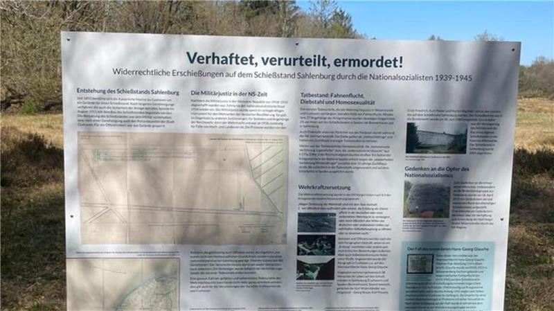 Zwei Stelltafeln erläutern die Hintergründe zur Widerstandsgruppe und der Geschichte des früheren Schießstandes Sahlenburg.