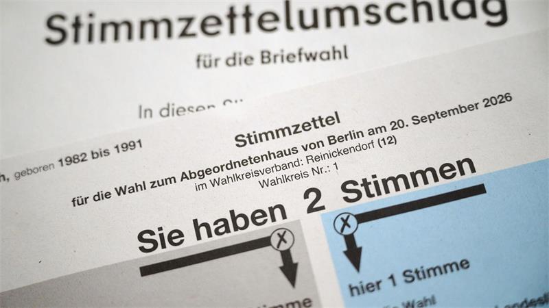 Von Mieten bis Müll: Was man zur Berlin-Wahl wissen muss Zwei Stimmen für jeden gibt es bei der Abgeordnetenhauswahl. (Archivbild)