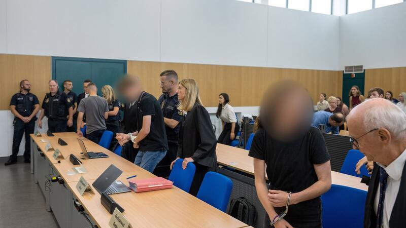 Zwei junge Männer erhalten hohe Haftstrafen wegen Mordes.
