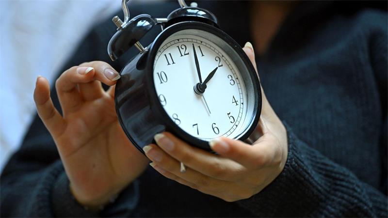 Zeitumstellung: So lang brauchen die Deutschen fürs Gewöhnen Zweimal im Jahr wird an der Uhr gedreht, im Herbst bringt dies eine Stunde mehr. (Symbolbild)