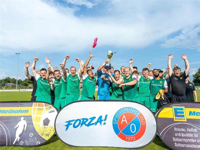 Zweiter Sieg in Folge: Der Oberligist Heeslinger SC hat den Edeka Meibohm Cup bei der A/O-Fußballwoche verteidigt.