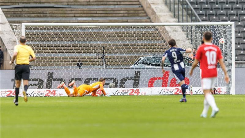 Zweites Tor für Hertha: Josip Brekalo traf ins lange Ecke zur Führung. 