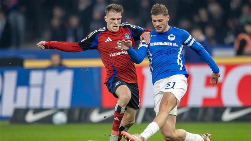 HSV wieder oben: Selke trifft Hertha ins Herz Zwischen Hertha und dem HSV kam es auf die Physis an.