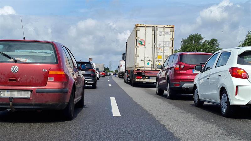 Zwischen der A26 und B73 könnte sich der Verkehr wegen der Arbeiten stauen. (Archivbild)