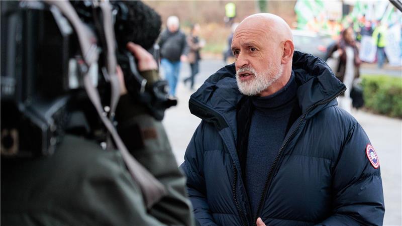 dbb-Bundeschef Geyer sieht wachsende Belastungen: Der Personalmangel sei für Beschäftigte im öffentlichen Dienst täglich spürbar. (Archivbild)