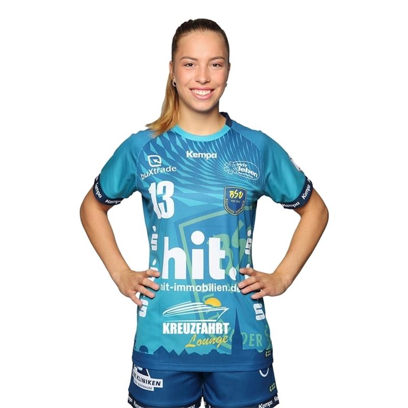 Jetzt abstimmen und gewinnen: Wer wird die BSV-Spielerin der Saison? <strong>Mailee Winterberg (20) </strong>
<ul><li><strong>Nr.: 13</strong></li>
<li><strong>Im BSV seit: 2018</strong></li>
<li><strong>Früherer Verein: TSV Burgdorf</strong></li>
<li><strong>Position: Rechtsaußen</strong></li>
<li><strong>Bundesliga-Spiele: 50</strong></li>
<li><strong>Bundesliga-Tore: 70</strong></li>
<li><strong>Saison-Spiele: 19</strong></li>
<li><strong>Saison-Tore: 30</strong></li>
</ul>