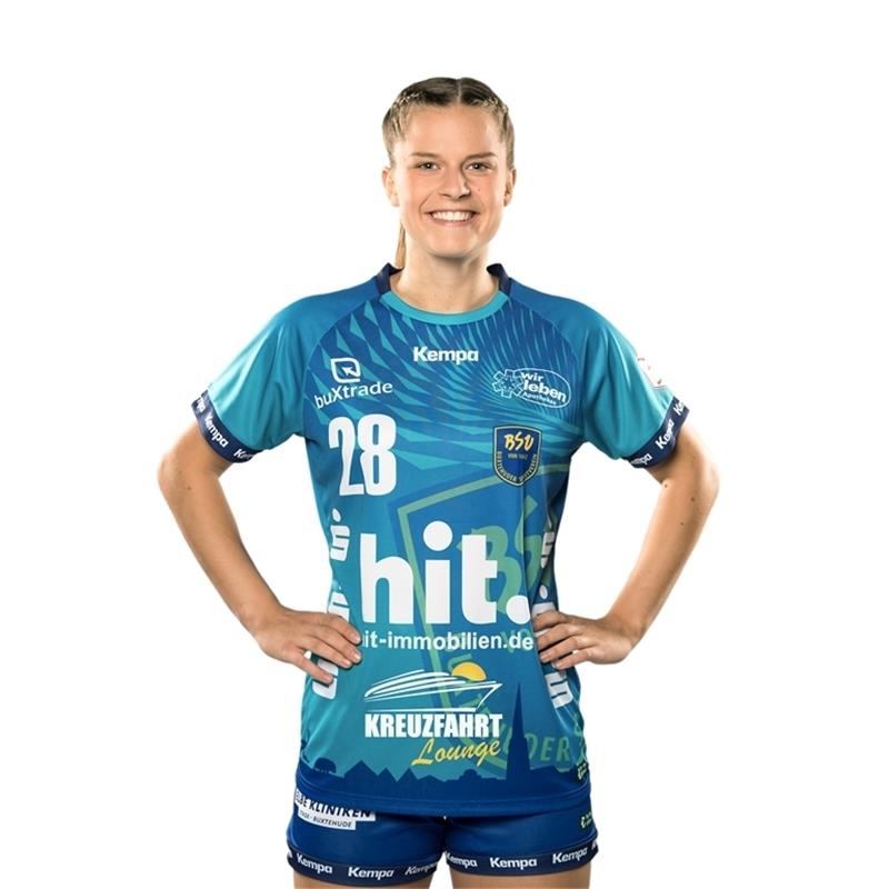 Jetzt abstimmen und gewinnen: Wer wird die BSV-Spielerin der Saison? <strong>Teresa von Prittwitz (22) </strong>
<li><strong>Nr.: 28</strong></li>
<li><strong>Im BSV seit: 2016</strong></li>
<li><strong>Früherer Verein: 1. FC Nürnberg</strong></li>
<li><strong>Position: Linksaußen</strong></li>
<li><strong>Bundesliga-Spiele: 61</strong></li>
<li><strong>Bundesliga-Tore: 143</strong></li>
<li><strong>Saison-Spiele: 16</strong></li>
<li><strong>Saison-Tore: 47</strong></li>