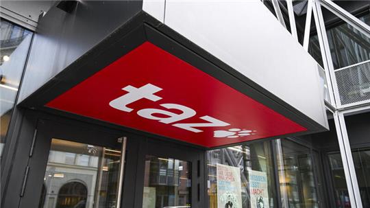 «taz» stellt im Herbst 2025 den Druck der Tageszeitung ein