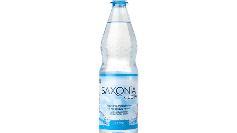 Zum Testsieger erklärt Stiftung Warentest die Saxonia Quelle aus Sachsen (32 Cent pro Liter).